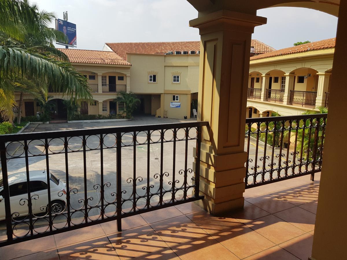 Hotel Florencia Сан-Мигель Экстерьер фото